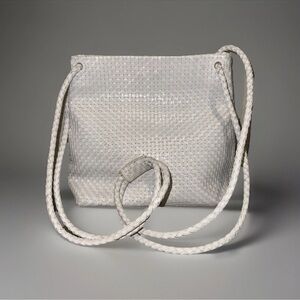 Vintage Talbots White Woven Leather Shoulder Purse
